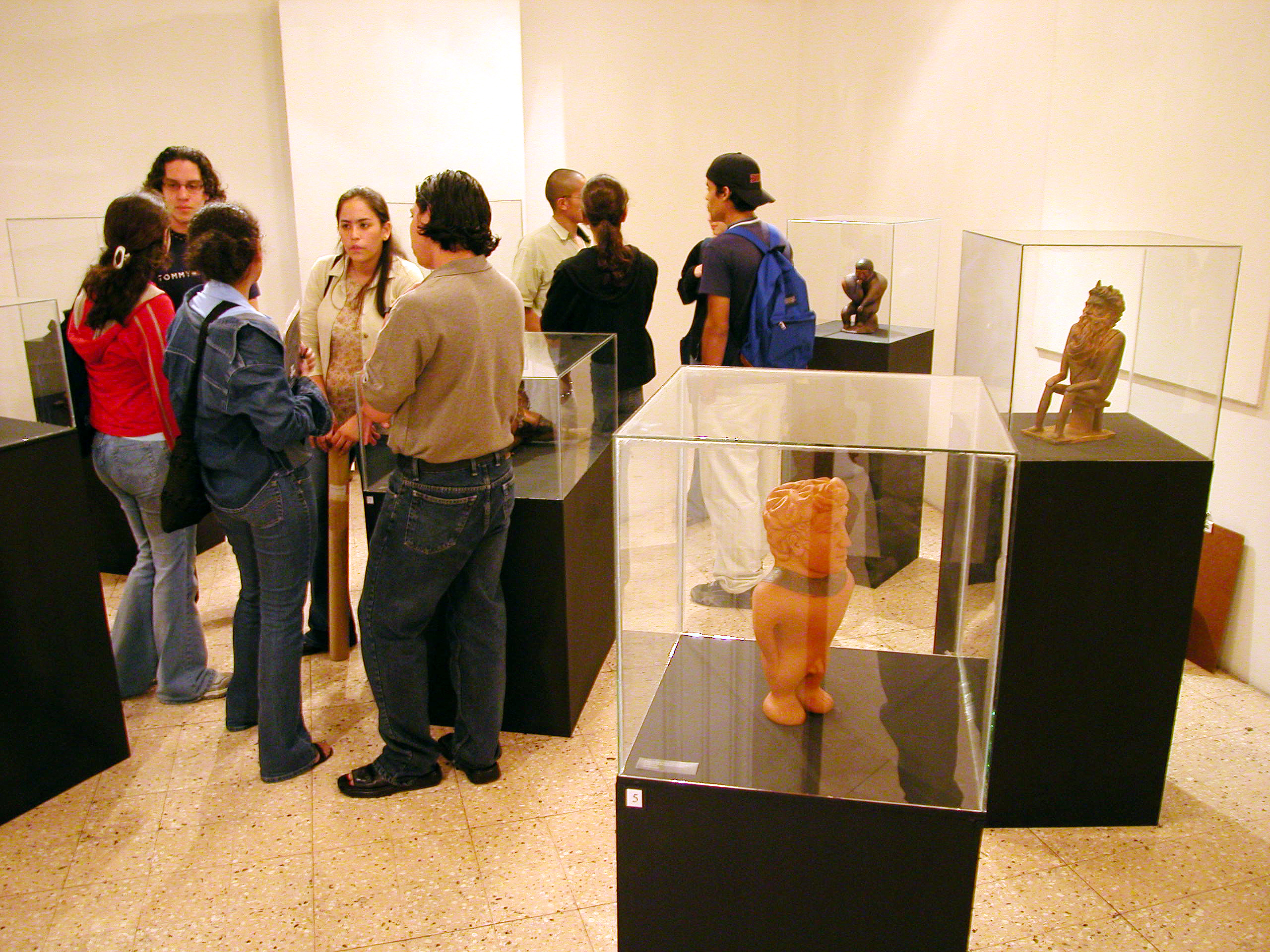 Primera Exposición Guguchachis