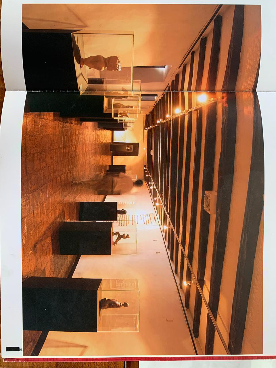 Octavo Bienal Nacional de Cuenca 2003